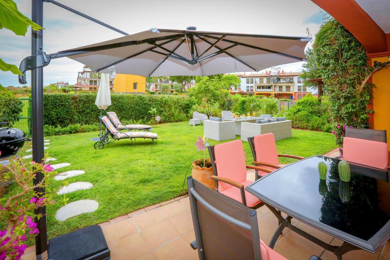 Pura Villa- Buganvillas Аямонте Екстериор снимка