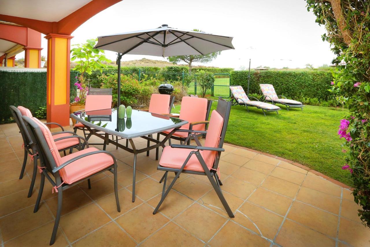 Pura Villa- Buganvillas Аямонте Екстериор снимка